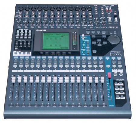 MIXER DIGITAL YAMAHA 01V96VCM